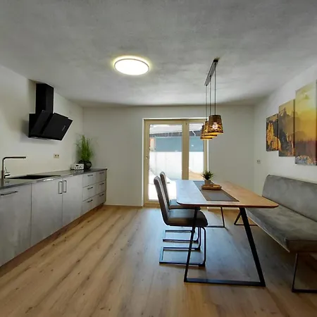 Haus Gstrein Lejlighed *
