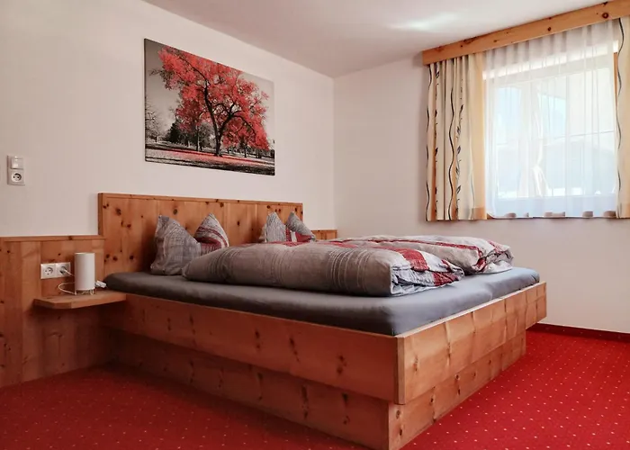 Haus Gstrein Appartement *